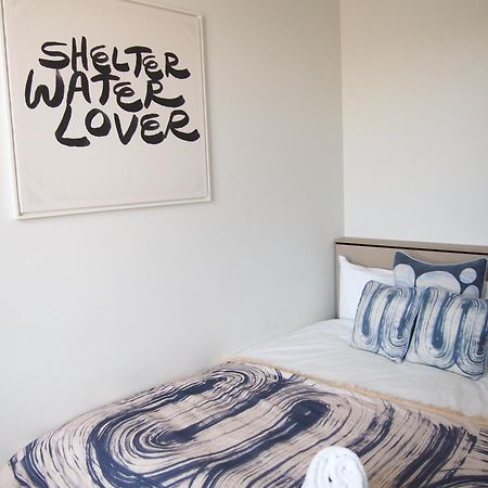 Barrys Beach Road Hotel Sydney Esterno foto